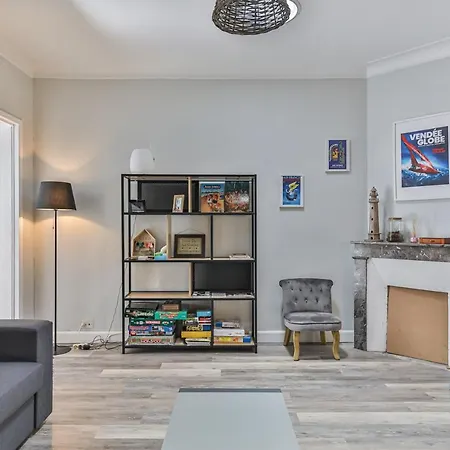 Maison Moderne Avec Cour Interieure Et Dependance * Les Sables-dʼOlonne