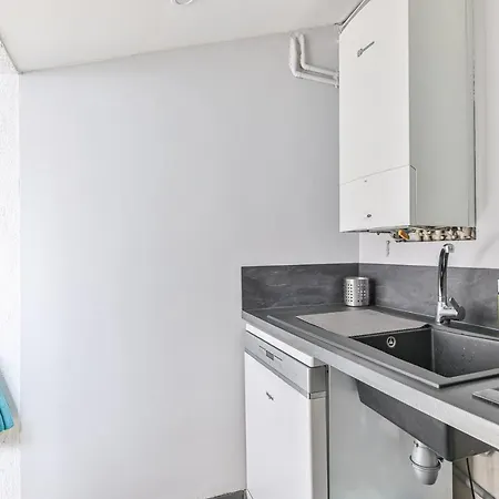 Maison Moderne Avec Cour Interieure Et Dependance Les Sables-dʼOlonne